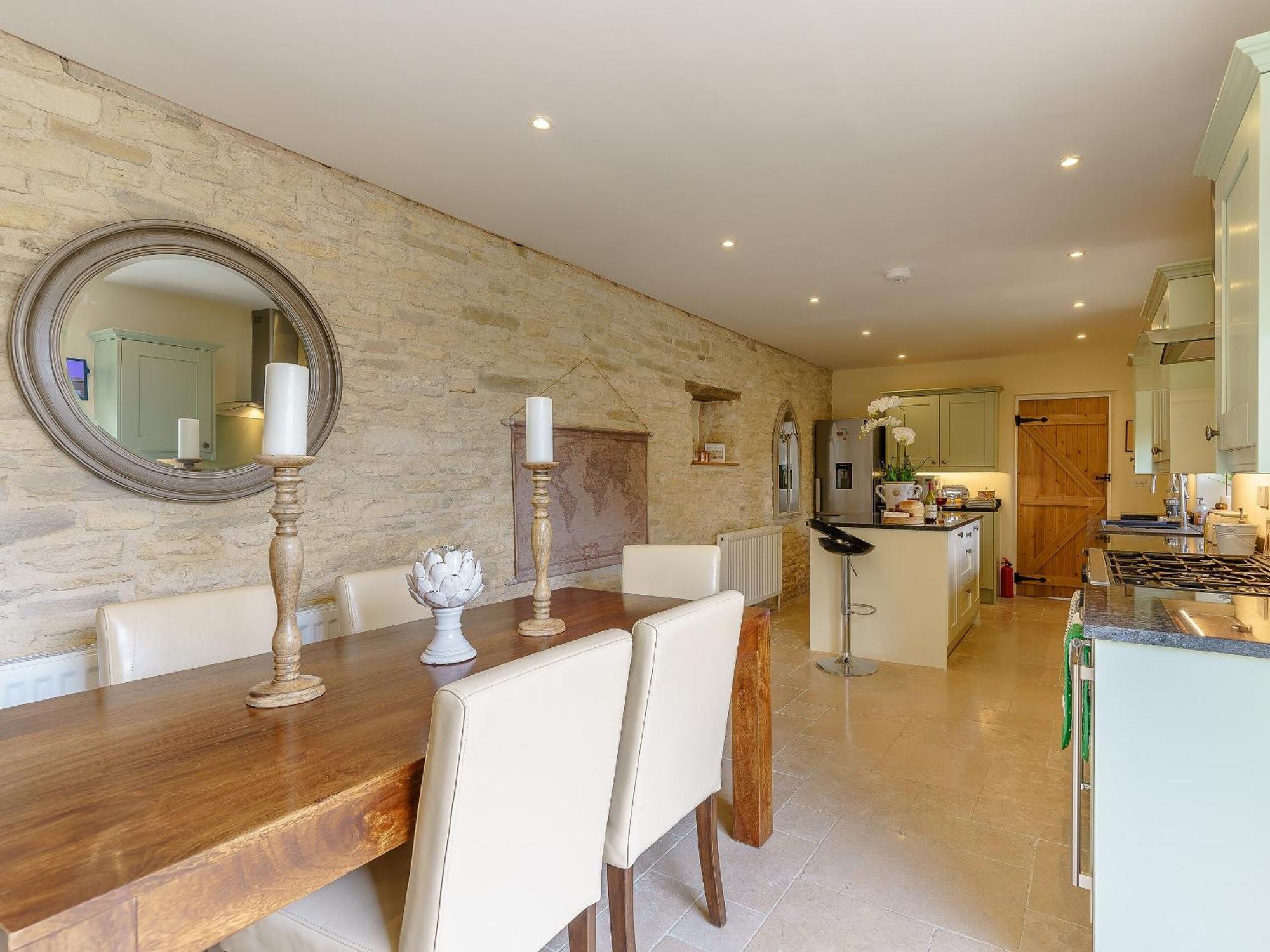 The Clock House Villa Bisley  Buitenkant foto