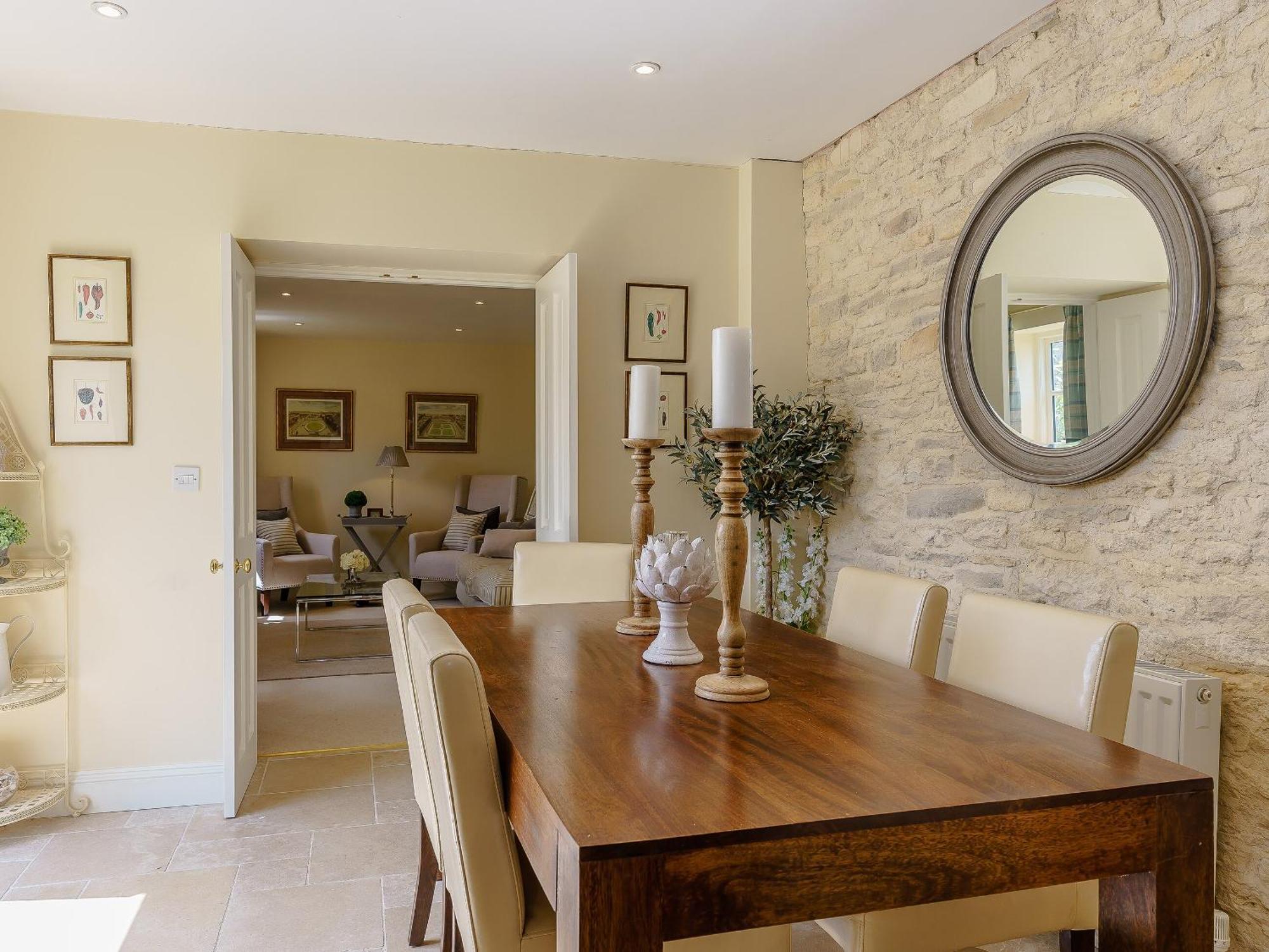 The Clock House Villa Bisley  Buitenkant foto